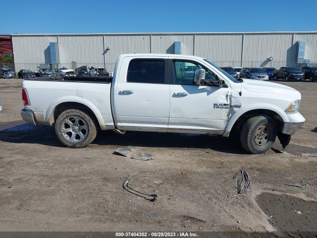 RAM 1500 Laramie 2015 1C6RR7NT1FS587841 Image 13