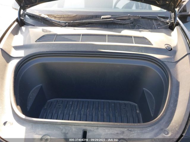 7SAYGDEF4NF447557 Tesla Model Y Performance