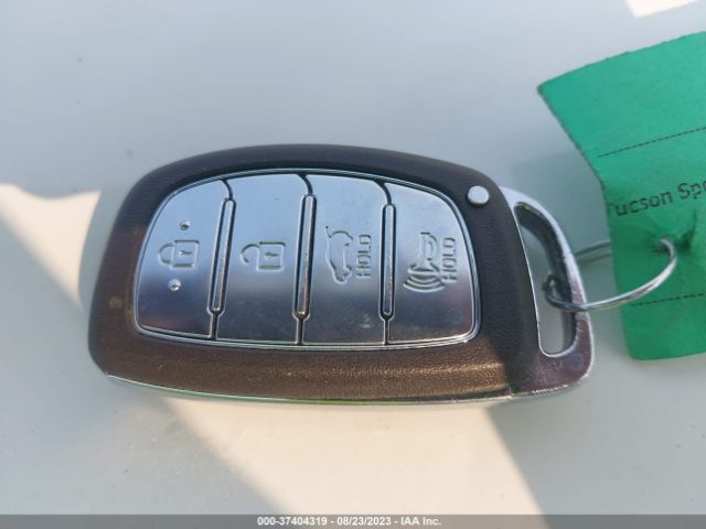 KM8J3CAL3JU773783 Hyundai Tucson Sport
