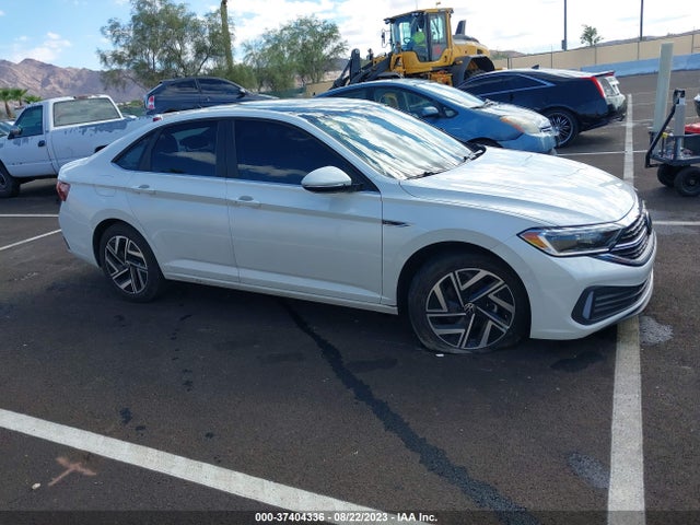 3VWGM7BU6NM015664 Volkswagen JETTA SEL