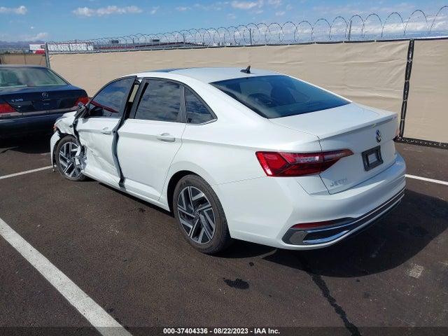 3VWGM7BU6NM015664 Volkswagen JETTA SEL