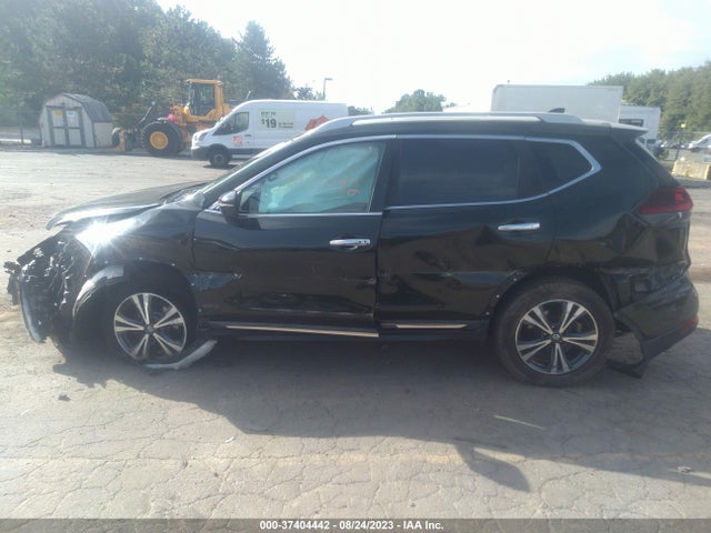 2018 NISSAN ROGUE SL VIN: 5N1AT2MV2JC714477