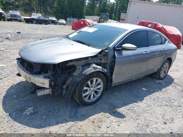 Chrysler 200 C 2015 1C3CCCCB8FN720441 Image 2