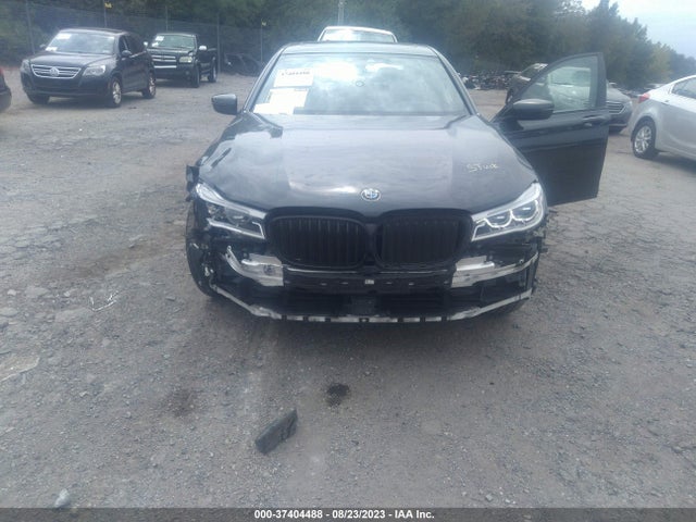 BMW 7 Series 750i Xdrive 2018 WBA7F2C55JG424134 Image 12