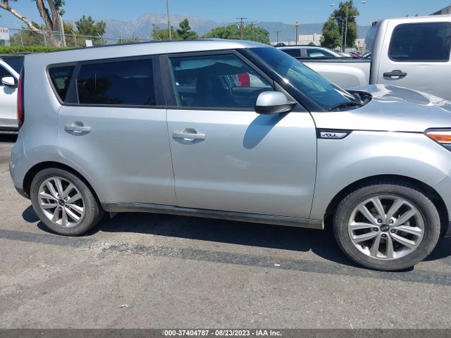 KIA SOUL + 2017 KNDJP3A55H7414356 Image 6