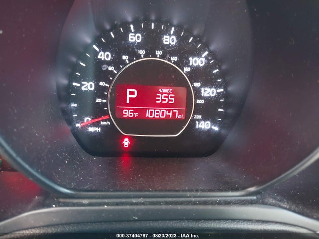 KIA SOUL + 2017 KNDJP3A55H7414356 Image 8