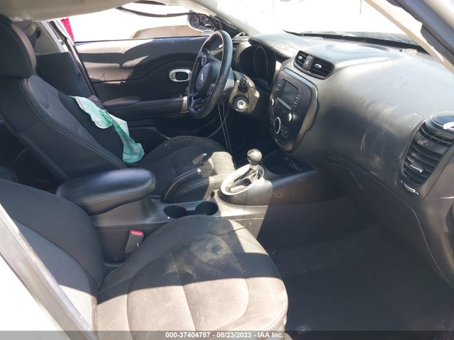 KIA SOUL + 2017 KNDJP3A55H7414356 Image 12