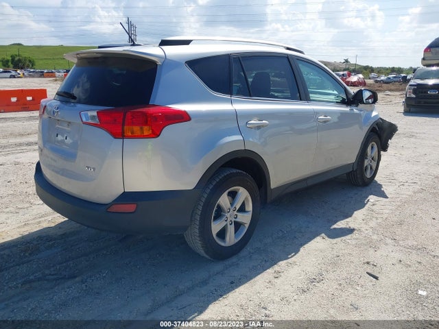 Toyota Rav4 Xle 2014 2T3WFREV2EW081443 Image 4