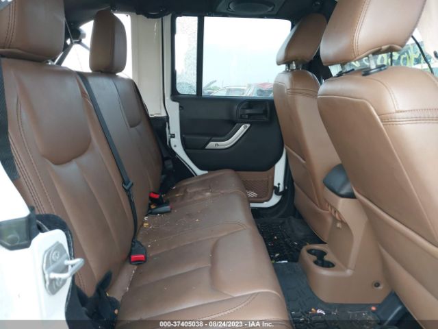 1C4BJWEG9EL238644 Jeep Wrangler Unlimited Sahara