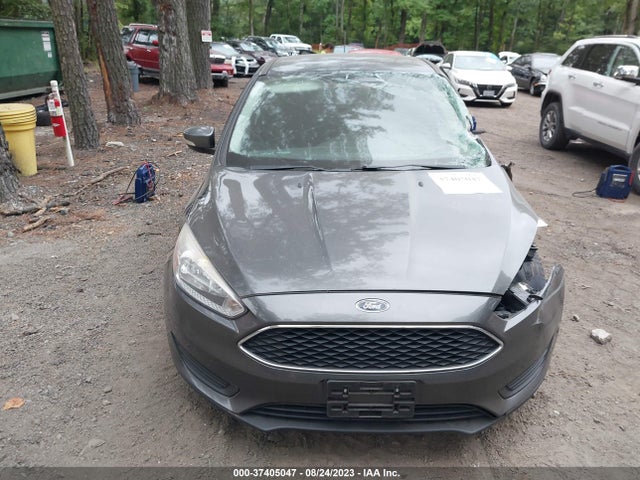 Ford FOCUS SE 2017 1FADP3K20HL216251 Image 11