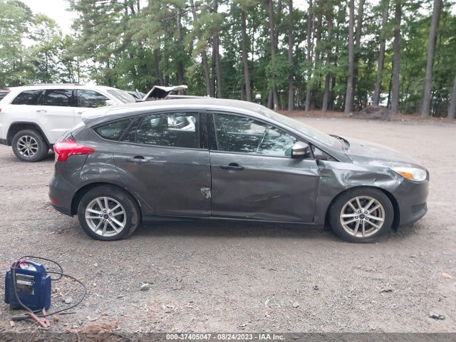Ford FOCUS SE 2017 1FADP3K20HL216251 Image 12