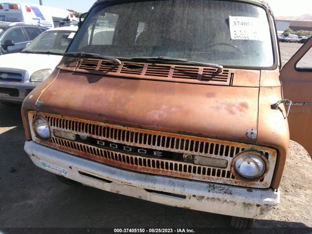 1971 DODGE VAN VIN: B328E1V305150