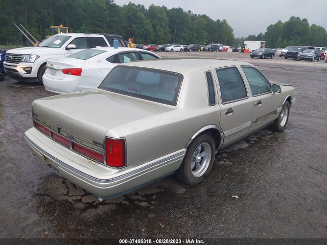 1997 LINCOLN TOWN CAR SIGNATURE VIN: 1LNLM82W2VY600816