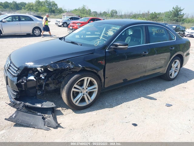 1VWBS7A31EC105878 Volkswagen Passat Se W/sunroof