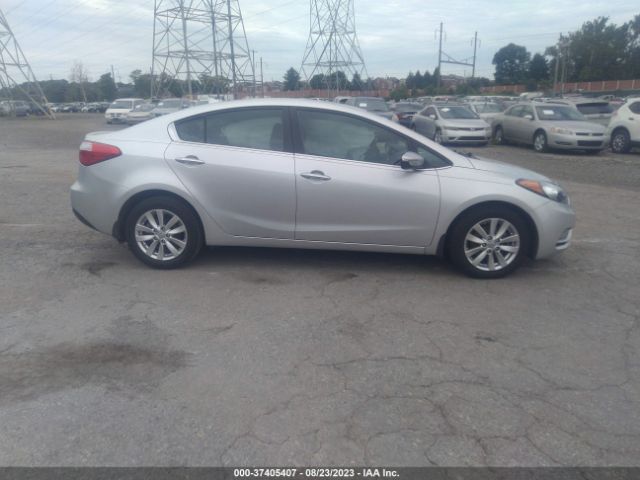 KNAFX4A89E5052820 KIA FORTE EX
