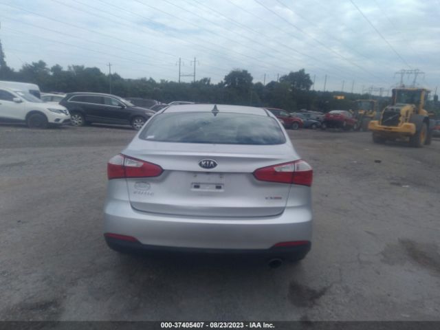 KNAFX4A89E5052820 KIA FORTE EX