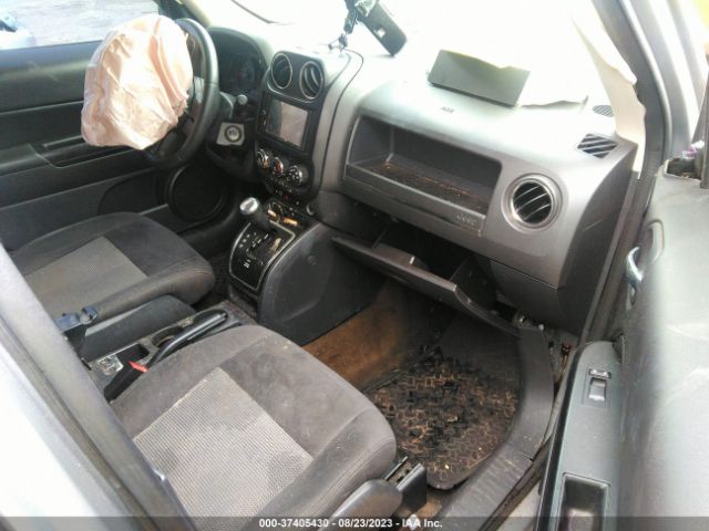 1C4NJRFB8GD755870 Jeep Patriot Latitude