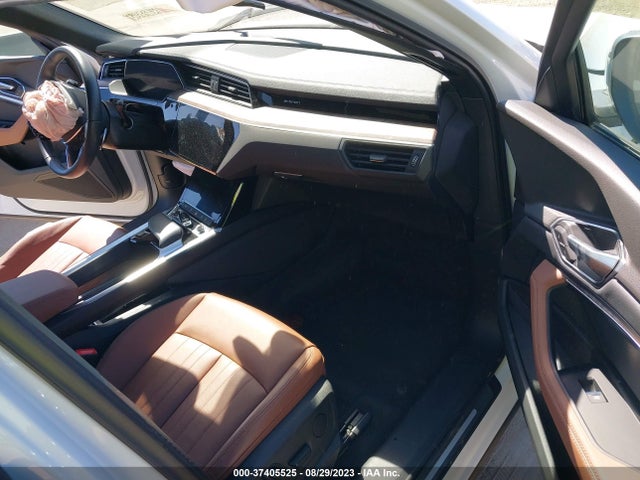 WA1AAAGE1NB013466 Audi E-tron Premium