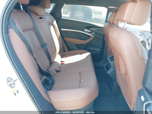 WA1AAAGE1NB013466 Audi E-tron Premium