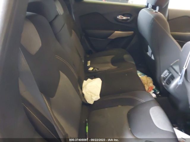 1C4PJLAB9HW572061 Jeep Cherokee Sport