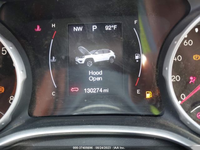 3C4NJCBB8JT438546 Jeep Compass Altitude
