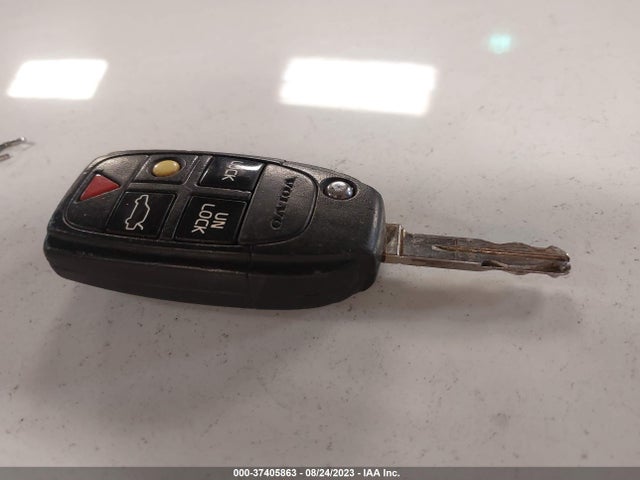 2004 VOLVO S60 VIN: YV1RS64A242351794