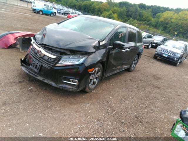 Honda Odyssey Touring 2018 5FNRL6H8XJB032128 Image 2