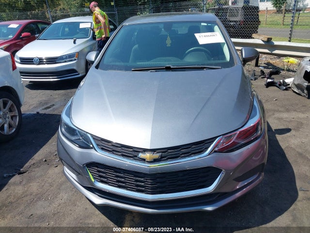 Chevrolet CRUZE LT 2018 1G1BE5SM5J7238810 Image 12
