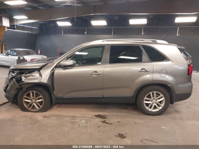 KIA Sorento Lx V6 2015 5XYKTDA79FG602532 Image 14