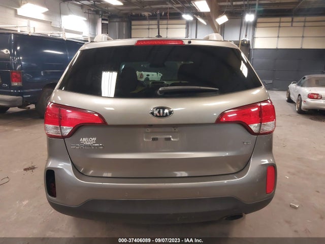 KIA Sorento Lx V6 2015 5XYKTDA79FG602532 Image 16