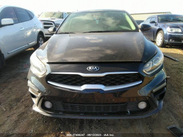 3KPF24AD4ME393088 KIA Forte Lxs