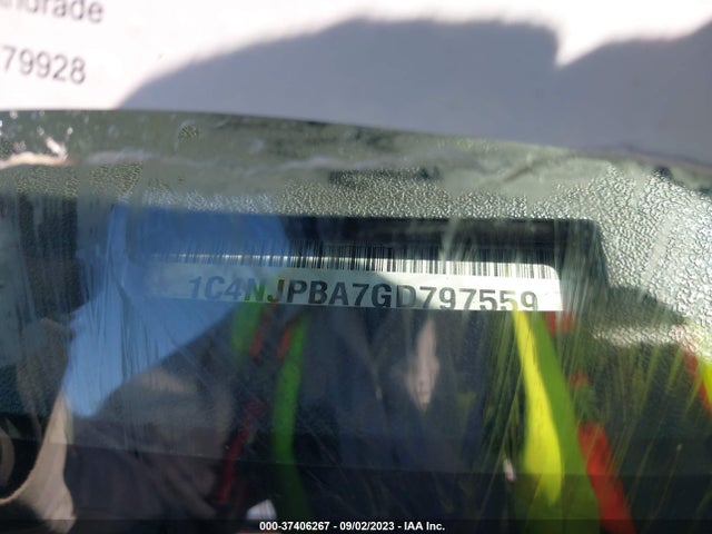 1C4NJPBA7GD797559 Jeep Patriot Sport Se