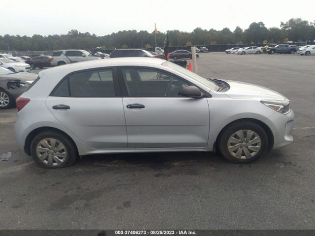 3KPA25AB8JE065487 KIA Rio 5-door Lx