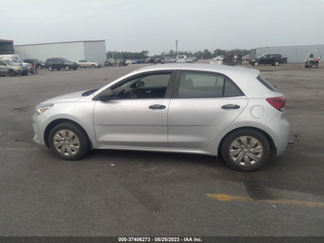 3KPA25AB8JE065487 KIA Rio 5-door Lx