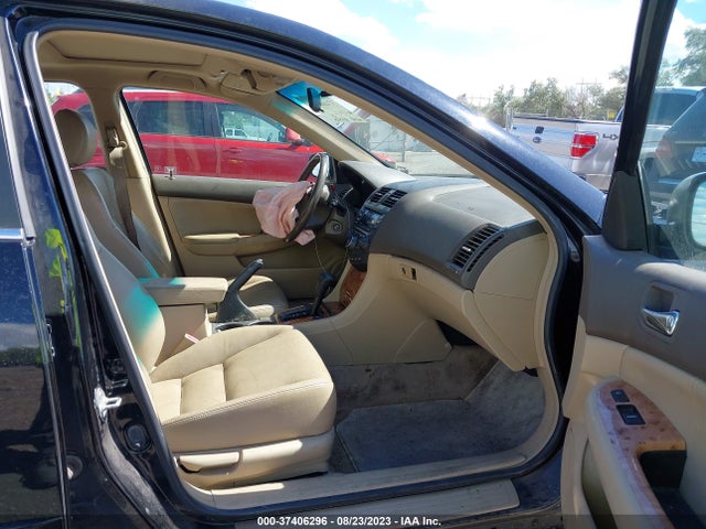 2004 HONDA ACCORD SDN EX VIN: JHMCM56844C012957