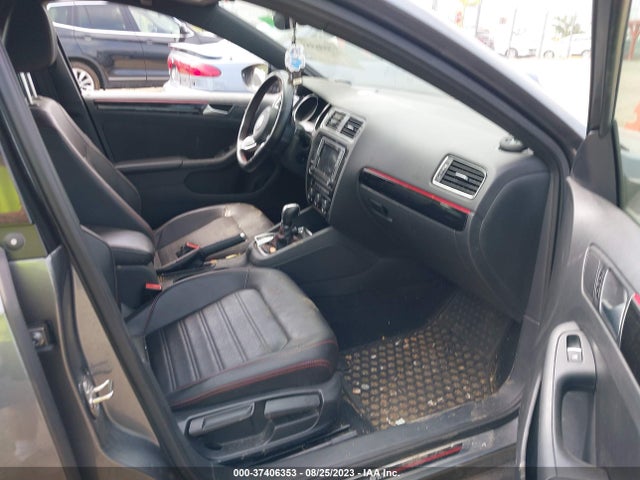 3VW4T7AJ8HM306751 Volkswagen JETTA GLI