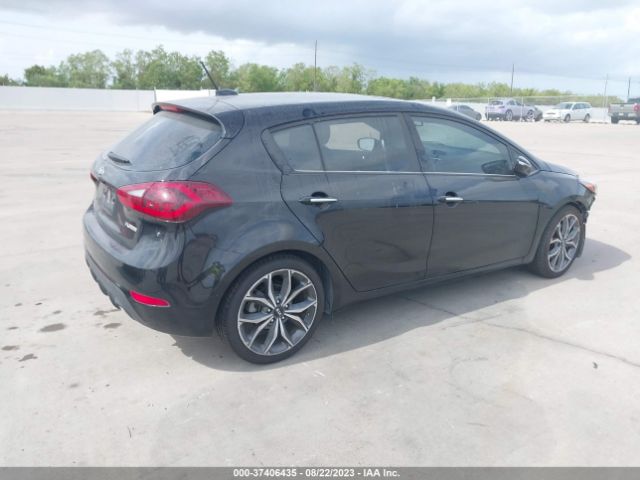 3KPFN5A32JE180222 KIA Forte5 Sx