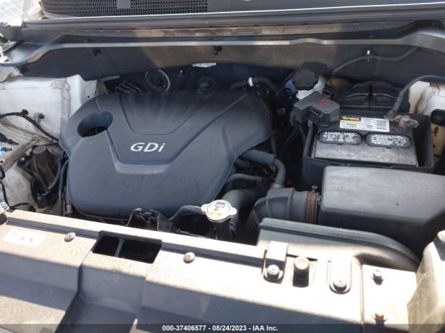 KNDJN2A2XE7052395 KIA Soul Base