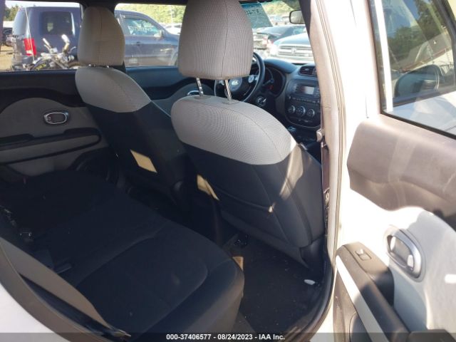 KNDJN2A2XE7052395 KIA Soul Base