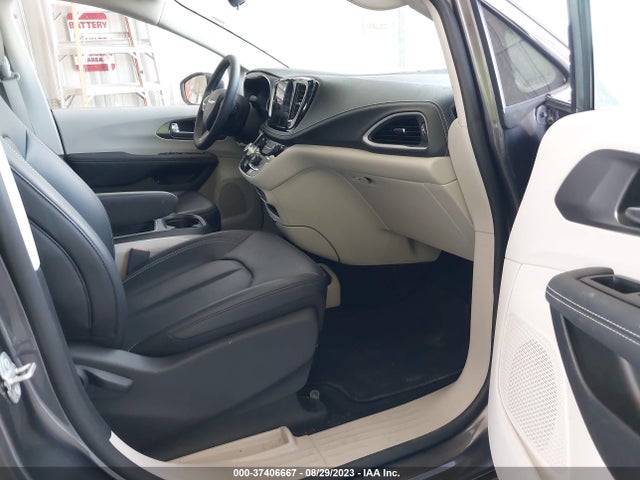 Chrysler Pacifica Hybrid Touring L 2023 2C4RC1L71PR556198 Image 11