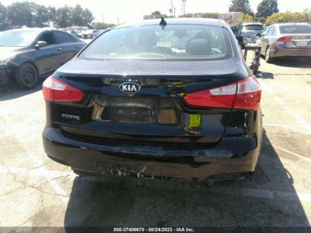 KNAFX4A62G5584914 KIA FORTE LX