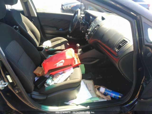 KNAFX4A62G5584914 KIA FORTE LX