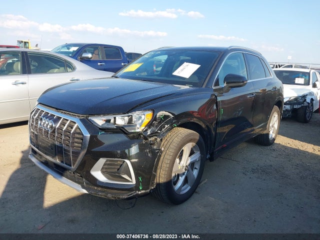 WA1AUCF33M1115830 Audi Q3 PREMIUM