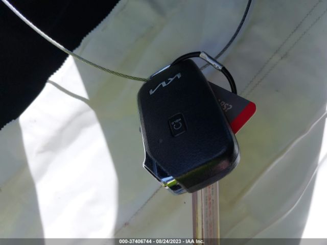 5XXG14J26NG151305 KIA K5 LXS