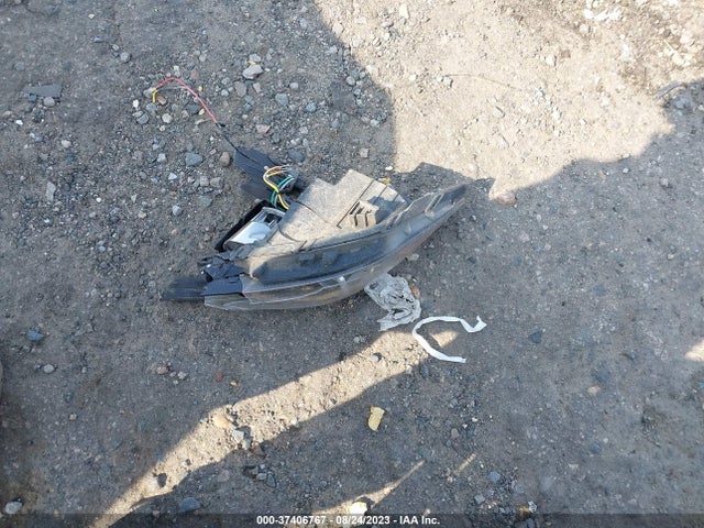 Hyundai ELANTRA SEL 2018 5NPD84LF8JH394806 Image 4