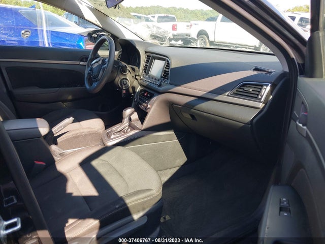 Hyundai ELANTRA SEL 2018 5NPD84LF8JH394806 Image 12