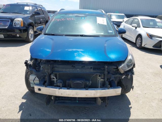 KNDCB3LC1H5088358 KIA NIRO LX