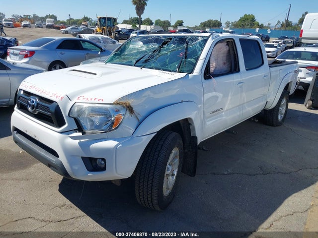 Toyota Tacoma Prerunner 2014 3TMKU4HN1EM041682 Image 2