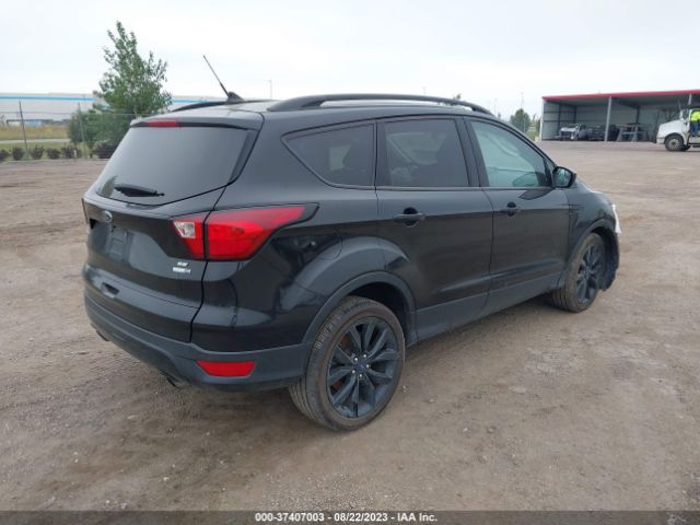 1FMCU9GD9KUA81697 Ford ESCAPE SE