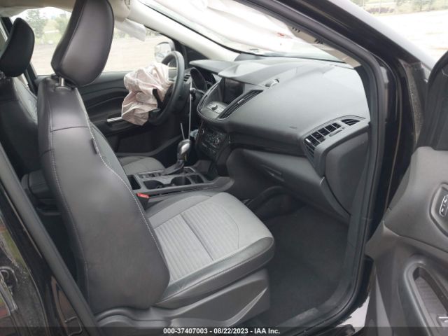 1FMCU9GD9KUA81697 Ford ESCAPE SE
